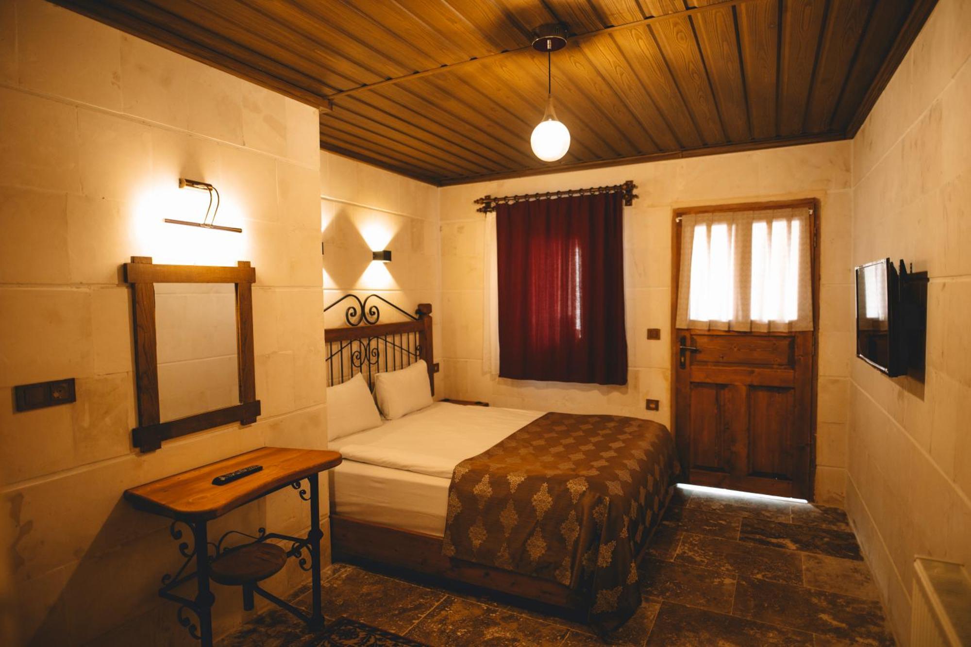 Bed and Breakfast Çavuşin Cave House à Göreme Extérieur photo