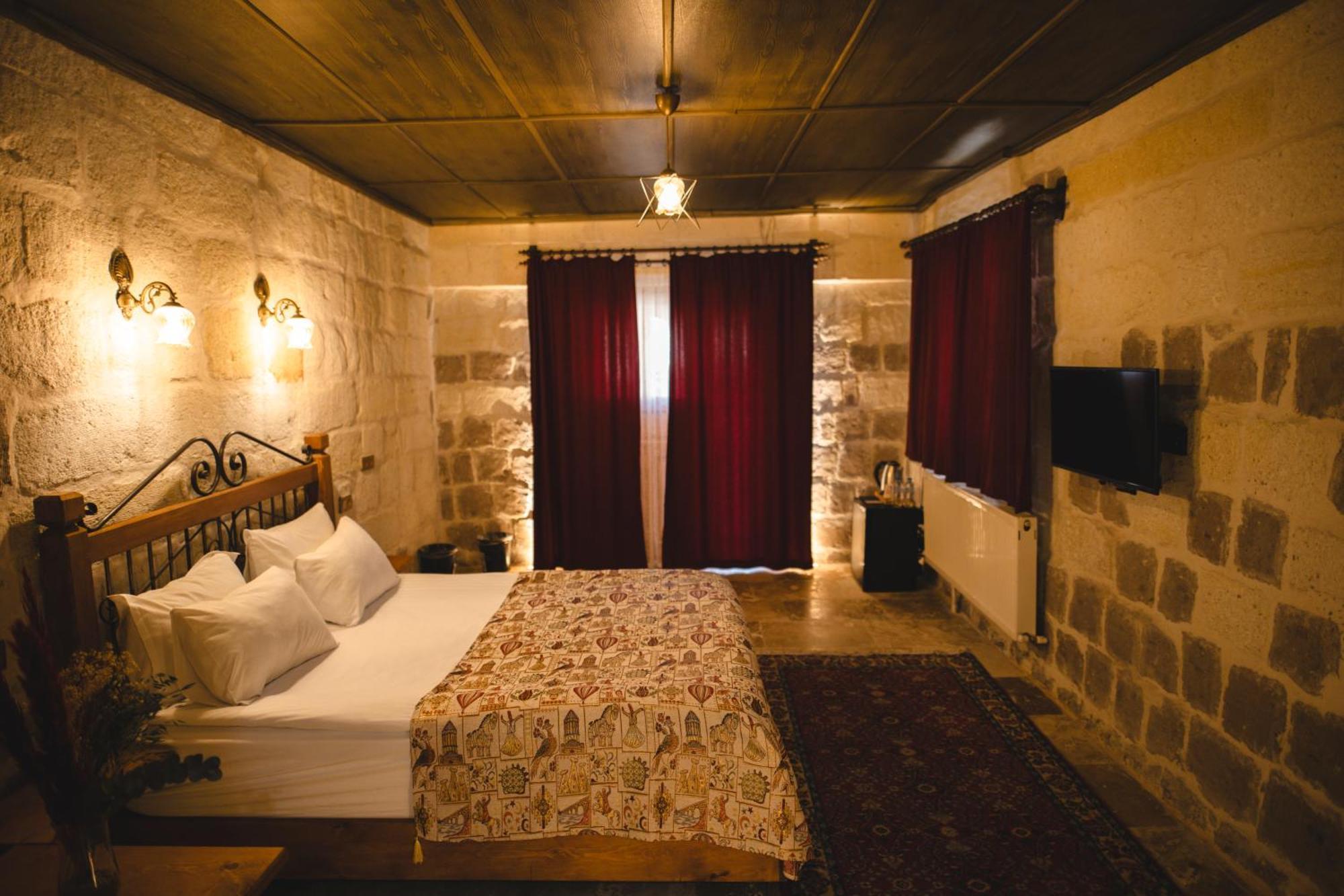 Bed and Breakfast Çavuşin Cave House à Göreme Extérieur photo