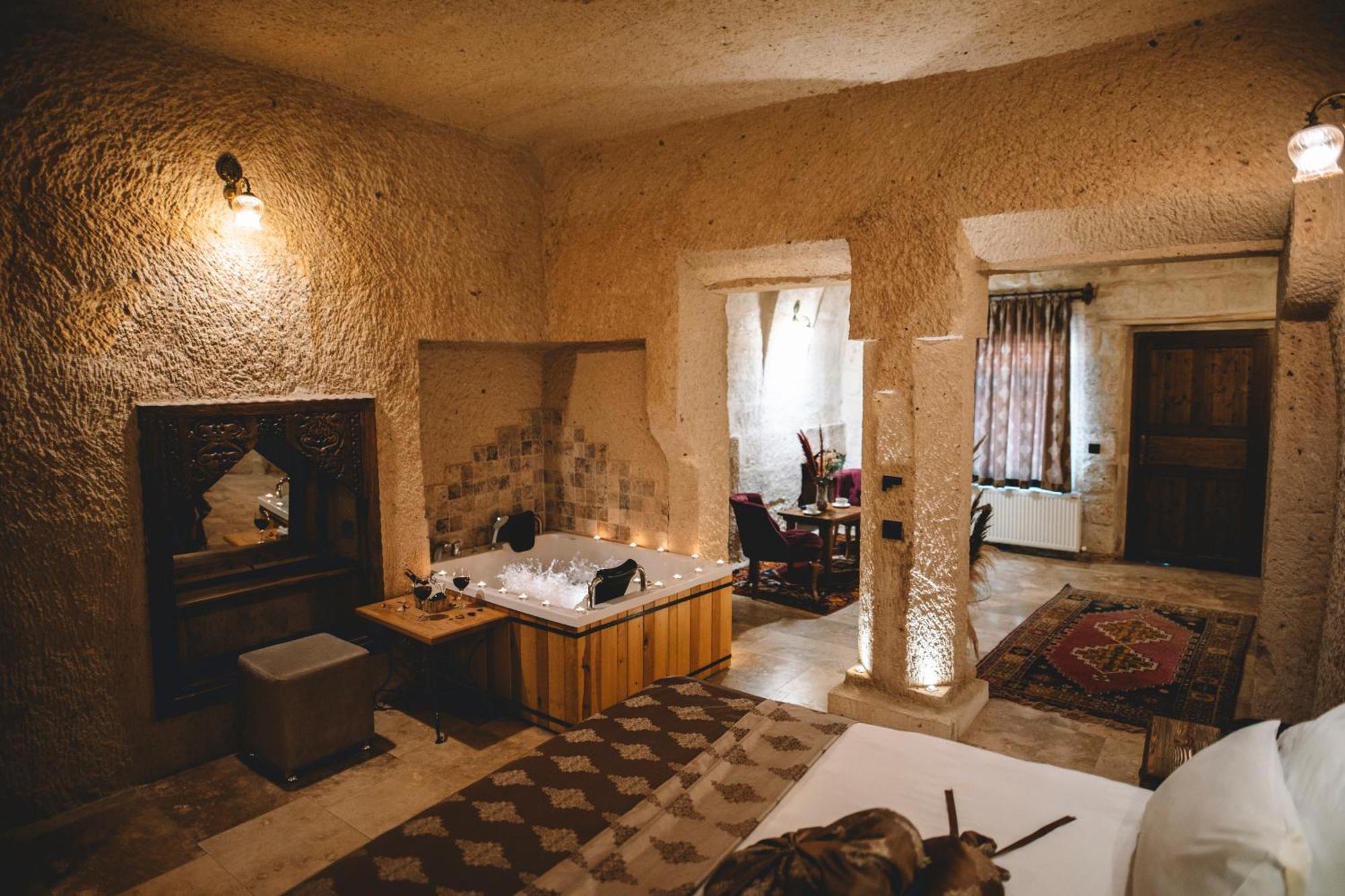 Bed and Breakfast Çavuşin Cave House à Göreme Extérieur photo